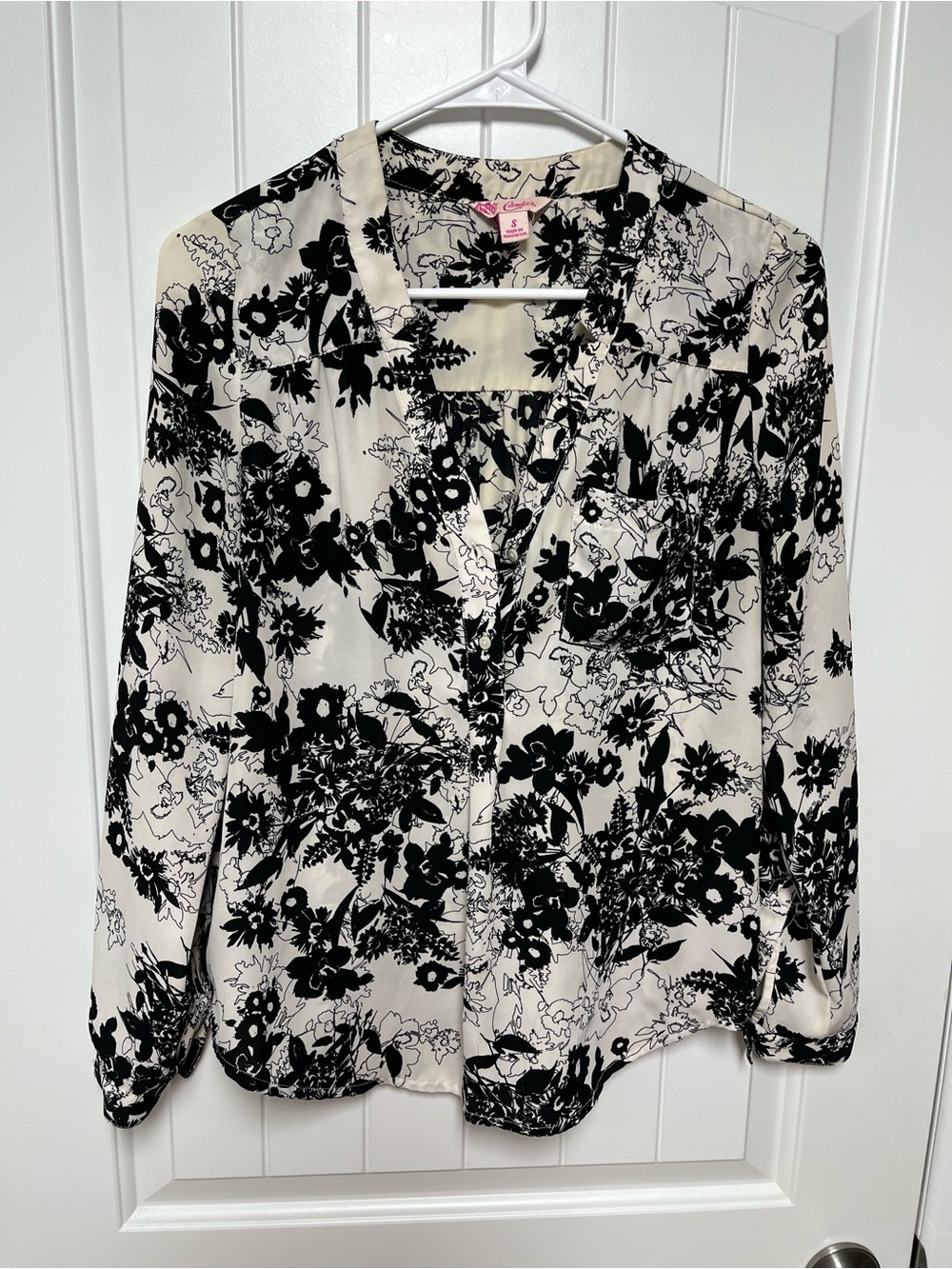 Candies size small women's blouse